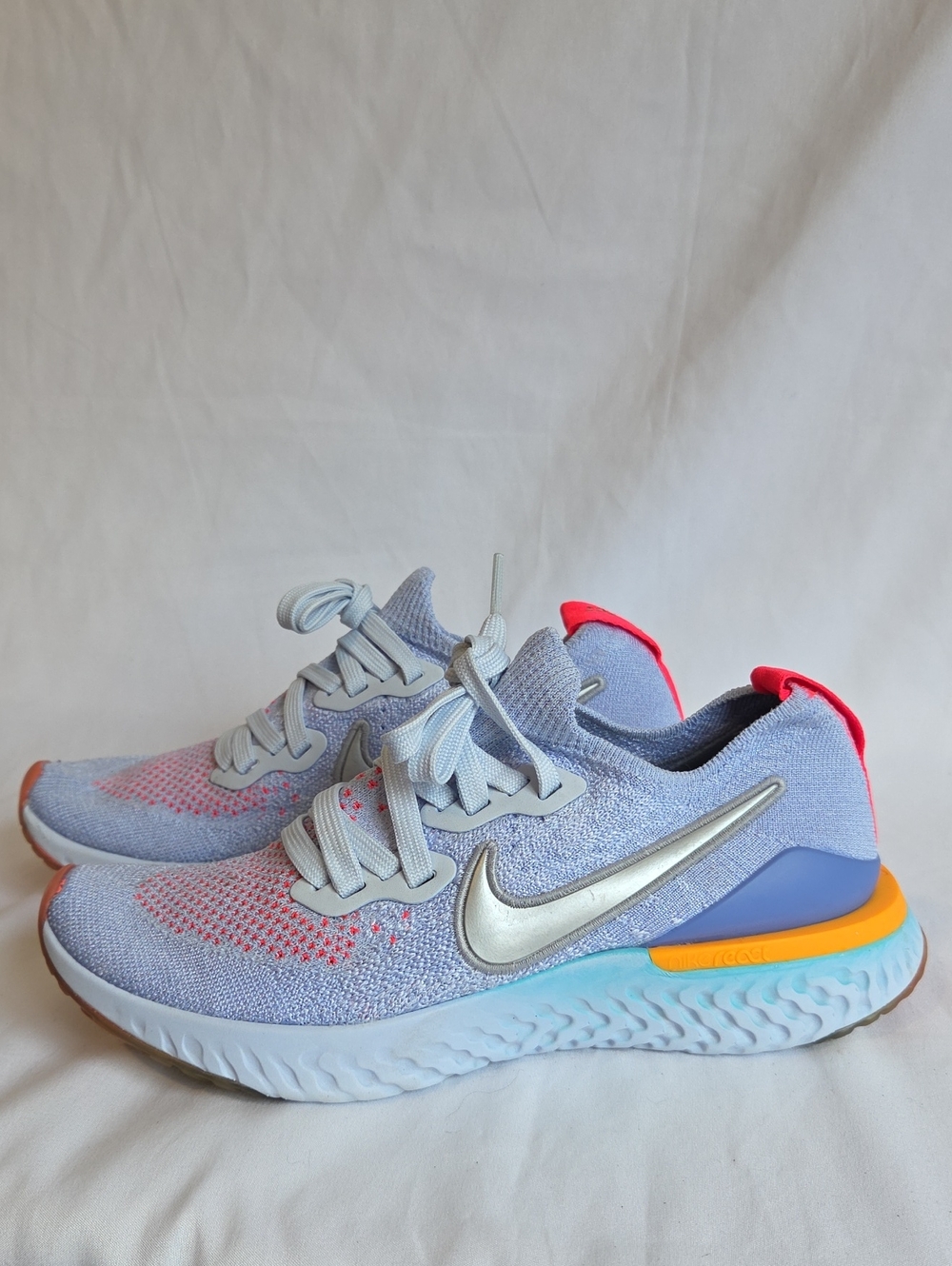 Nike Epic React Flyknit 2 GS 'Aluminum' Sneakers